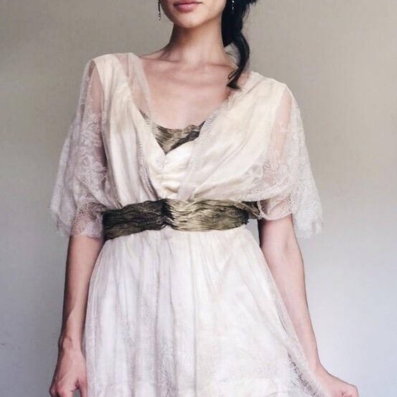 Edwardian wedding gown - Picture 1 of 7